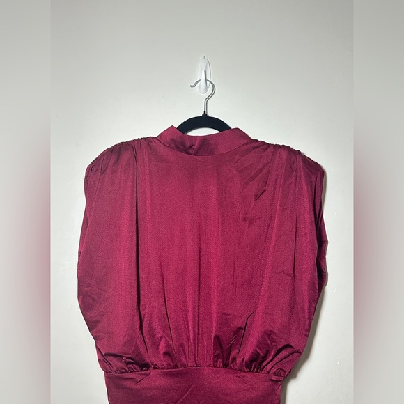 Glam Burgundy Bodysuit with shoulder pads and open back Size Medium - Picture 2 of 10